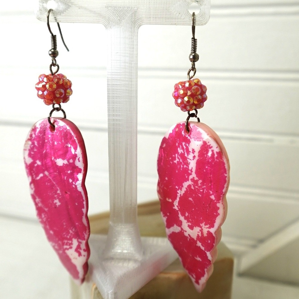 Vintage Y2K Shell Earrings Hot pink Long Dangle Feather Carved Surf Coconut Girl